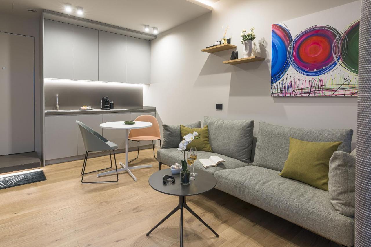 Aera Luxury Suites By Wonderful Italy Katánie Exteriér fotografie